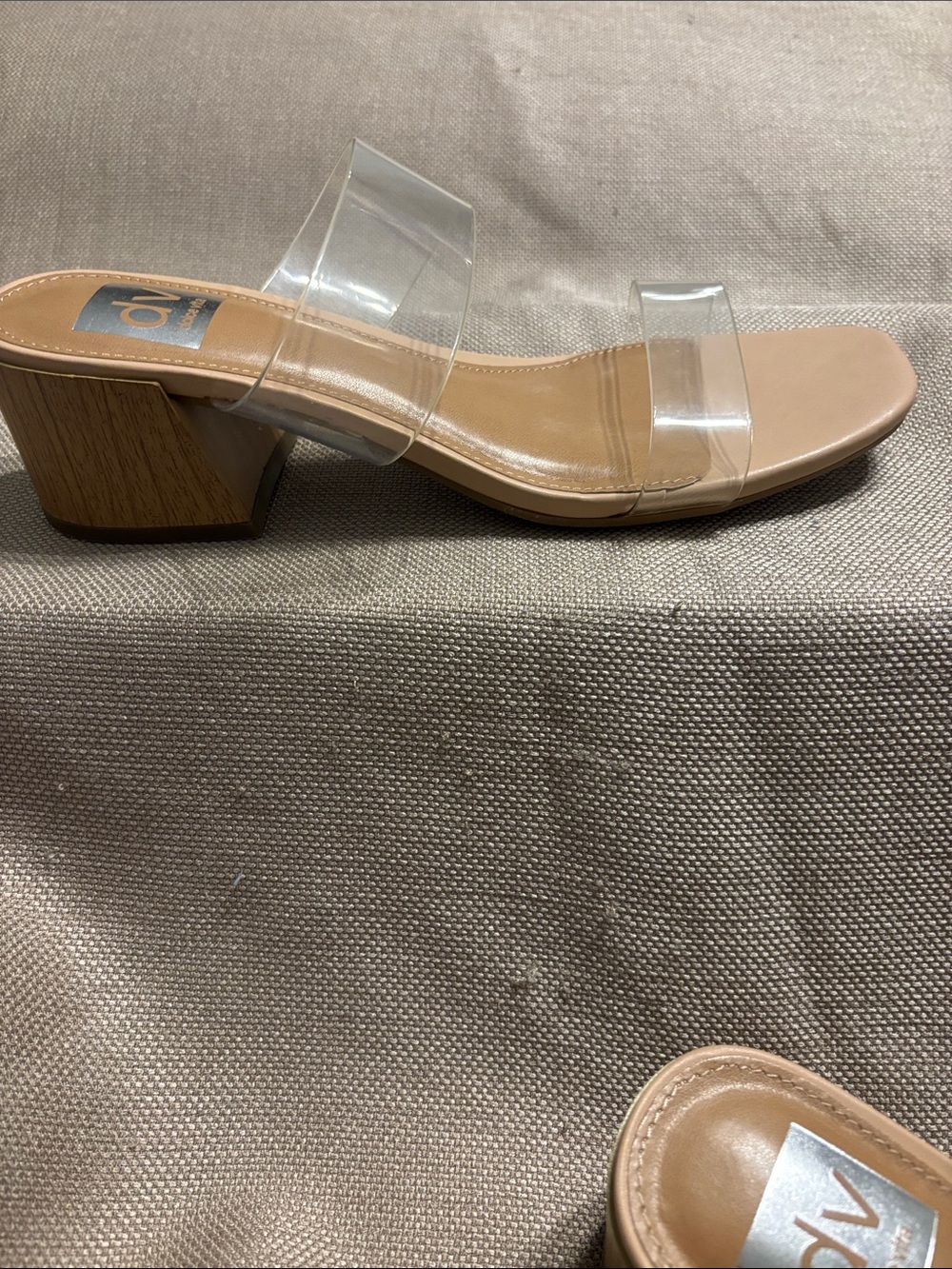 DV Dolce Vita Shyla Block Heel Sandal - Picture 3 of 7